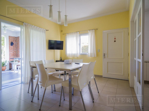 Casa En Venta, Lote Interno, Barrancas De San José, Bancalari
