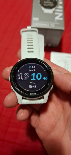 Vendo Smartwatch Garmin Forerunner 255 Music Impecable Blanco Blanco Negro