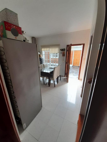 Casa Venta 2 Dormitoris 1 Baño, Patio Con Parrilla Y Cochera - Terreno 280 Mts 2 - Ringuelet