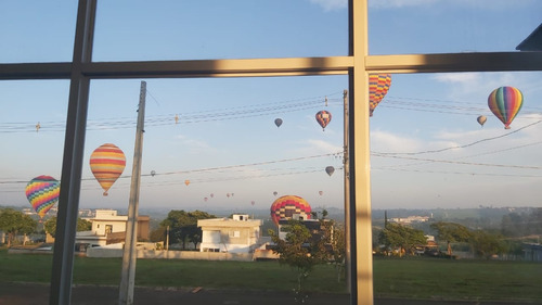 Casa Em Condomínio Fechado Para Moradia / Investimento Estilo Airbnb Com Vista Para Balonismo, 5 Suítes Sendo 1 Master + Piscina Privativa, Haras, Lago Para Pesca, Piscinas, Quadras E Campo De Futebol