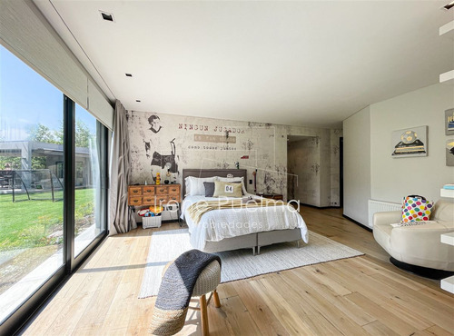 Vende Casa Impecable En Golf De Manquehue En Lo Barnechea