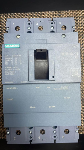 Breaker Siemens 630 Amp Nuevo 