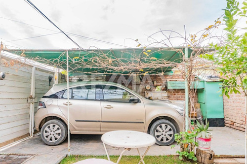 Venta Duplex 2 Dormitorios + Local