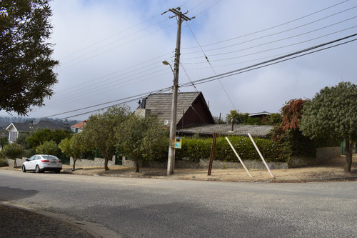 Vende Hermosa Y Acogedora Casa Con Maravillosa Vista Al Mar