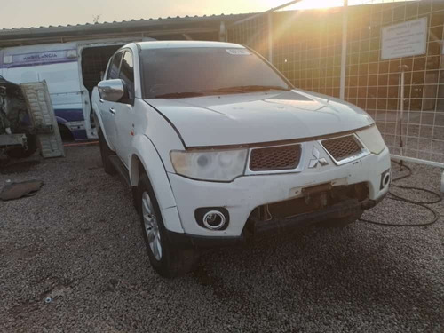 Sucata Mitsubishi L200 Triton 2013 Aut. *retirada De Peças*