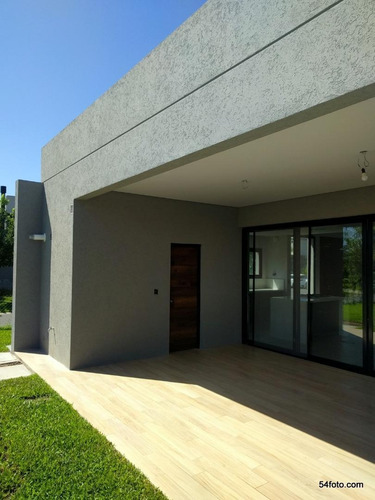 Imagen 27 de 28 de Venta De Casa 4 Ambientes Con Pileta Se Acepta Financiación