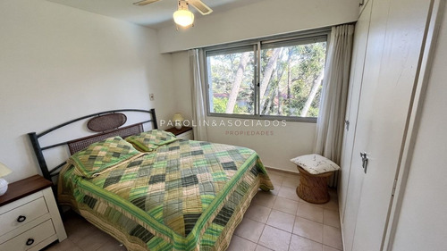 Imagen 8 de 12 de Venta Apartamento De 3 Dormitorios En Playa Mansa Con Garage