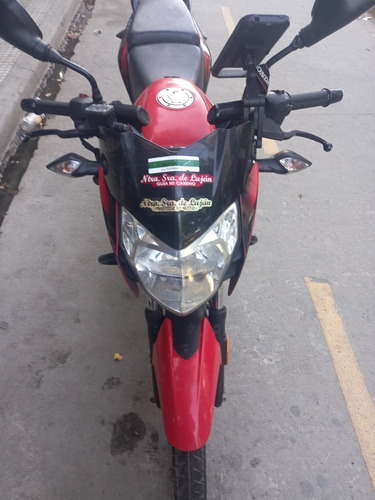 Imagen 1 de 6 de Bajaj Rouser 135