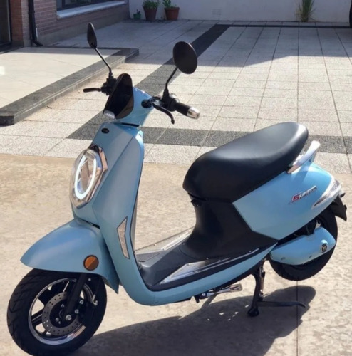 Moto Electrica-sunra Grace-bat Litio Gde+2 Cascos De Regalo