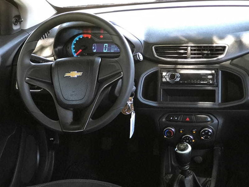 Imagem 9 de 12 de Chevrolet Onix 1.0 Lt 8v Flex 4p Manual 2013
