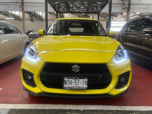 Imagen 2 de 12 de Suzuki Swift Sport