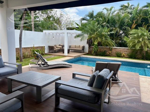 Casa En Venta En Lagos Del Sol Cancun