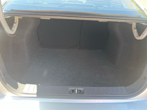 Nissan Versa 1.6 Advance Mt