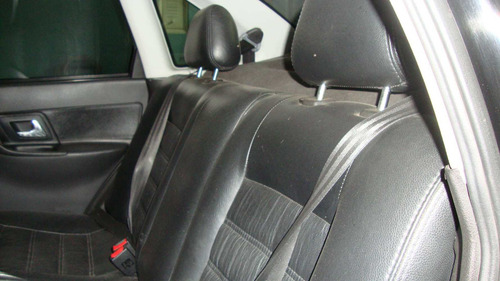 Polo Classic 1.8 Ano 2001 Modelo 2002