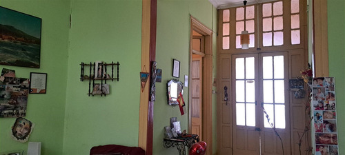 Casa En Venta De 6 Dorm. En Ñuñoa
