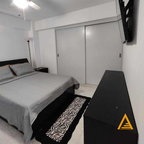 En Venta Apartamento En La Guaira- Oo