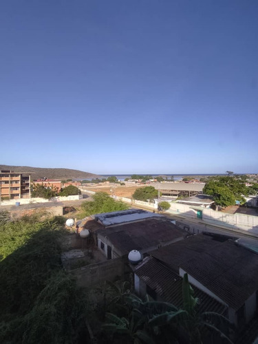 Imagen 2 de 14 de Apartamento En Venta Edif Las Velas Ave 3 De Mayo Pampatar