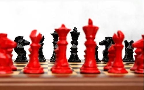 Jogo de Xadrez em Resina | Vermelho
