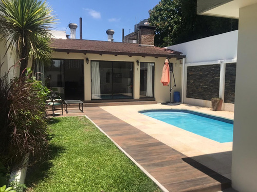 Vendo Casa Grande Ideal Para Vivir En Jacinto Vera