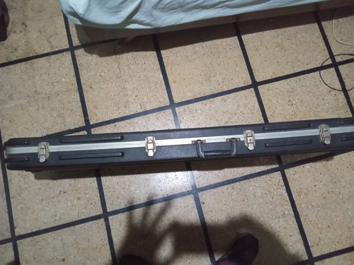 Estuche Skb Rígido De Bajo Eléctrico Negro (Usado)