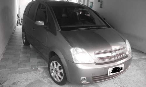 Meriva Premium 2010 Easytronic