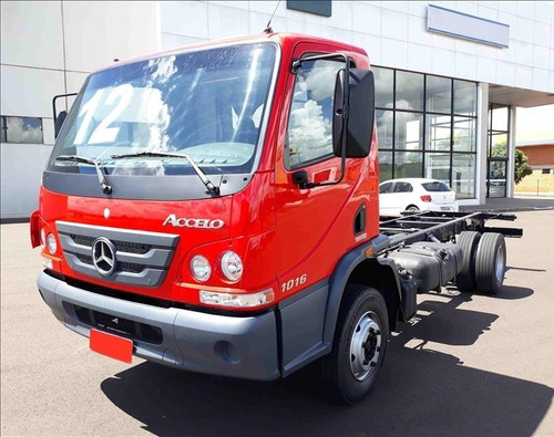 Mb Accelo 1016 (2012) Chassi