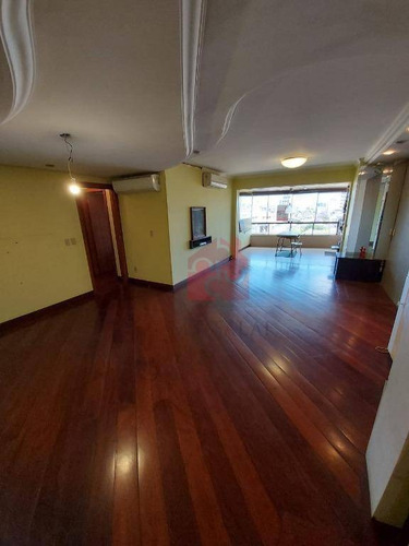 Apartamento De 3 Dormitórios, Sendo 1 Suíte, Com 2 Vagas De Garagem Escrituradas, Separadas E Cobertas À Venda No Bairro Farroupilha - Porto Alegre/rs - Ap2447