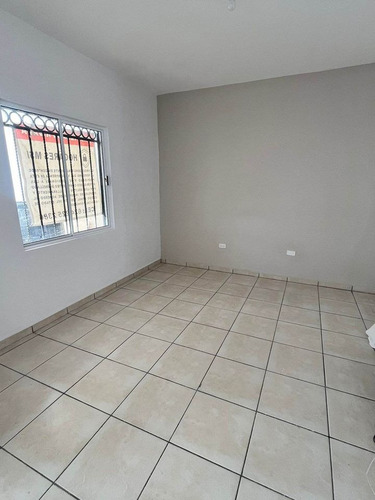 Casa En Fraccionamiento Casa Blanca En Calle Del Sol Lote #· 09 Mz 3 En Los Cabos, Baja California Sur. A 5 Minutos De Cabo San Lucas, Av. De Las Brisas, Av. Los Cabos, Playa Los Médanos. Fl19-za