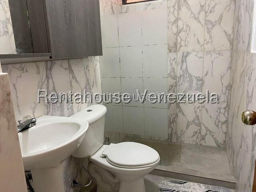 Km Apartamento (1 Nivel) En Alquiler En Colinas De La Tahona, Distrito Metropolitano