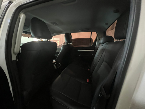 Imagen 6 de 11 de Toyota 2018 Hilux L/16 2.8 Dc 4x2 Tdi Srx At6