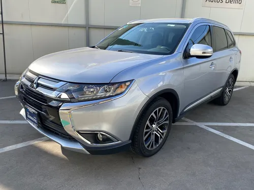 Mitsubishi Outlander 2.4 Se Cvt
