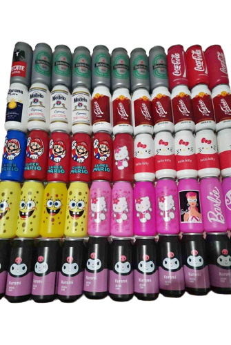 4 Latas De Plástico De 1 Lt Con Tapa De Diferentes Personaje