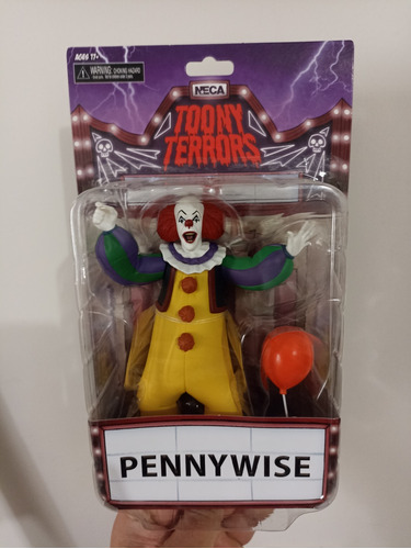 Neca Toony Terrors: It Eso 1990 - Pennywise 6 Pulgadas