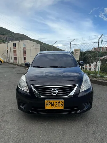 Nissan Versa 1.6 Advance