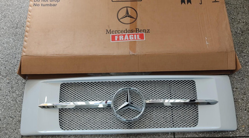 Parrilla Frontal Mercedes Benz Ls-1634 Chapulin Original