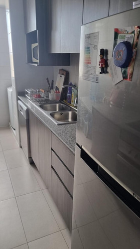 Departamento 2 Dormitorios, 2 Baños, Excelente Ubicación