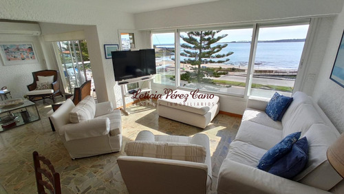Alquiler Apartamento 4 Dormitorios En Playa Mansa, Punta Del Este 