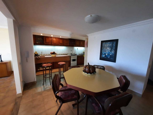 Imagen 5 de 14 de Amplio Piso En Venta Con Excepcional Vista Al Mar