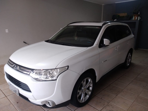 Mitsubishi Outlander 2.0 5p