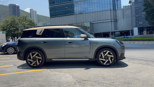 Mini Countryman 0.0 E (66,5 Kwh)