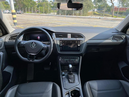 Imagem 8 de 11 de Tiguan 1.4 250 Tsi Total Flex Allspace Comfortline Tiptronic