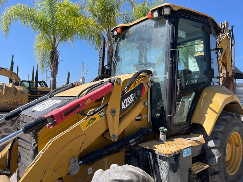 Retroexcavadora 420f2 It Cat 4x4 Cabina 4000 Hrs Importada