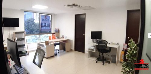 Oficina-consultorio En Arriendo En Medellín - Poblado