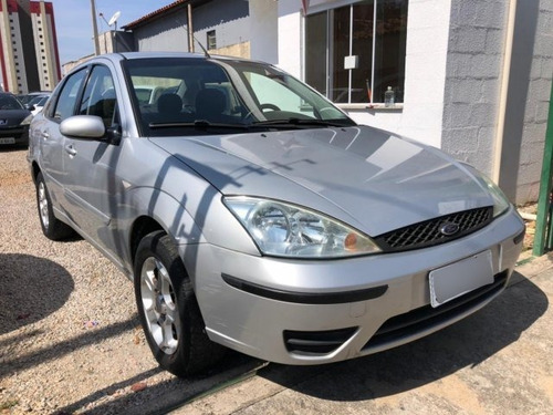 Imagem 1 de 5 de Focus Sedan 1.6 Glx Sedan 8v Gasolina 4p Manual