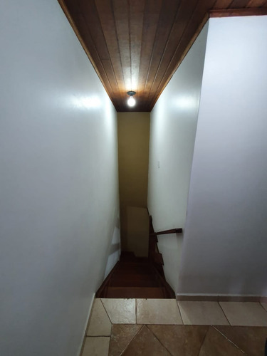 Imagem 3 de 6 de A.a01 Linda Casa Com Piscina Á Venda.