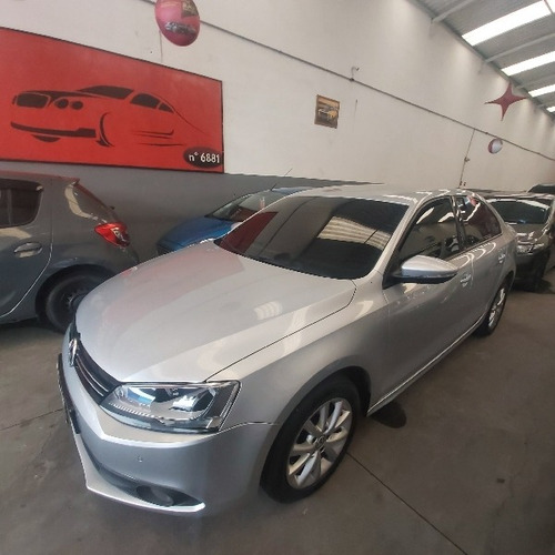Volkswagen Jetta 2.0 Comfortline (flex) Flex Automático