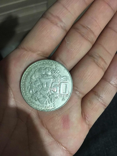 Moneda De La Diosa Azteca De La Luna