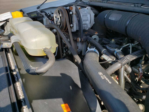 6 Unidades F 4000 4x4 Cabine Suplementar 16 Passageiros 2019