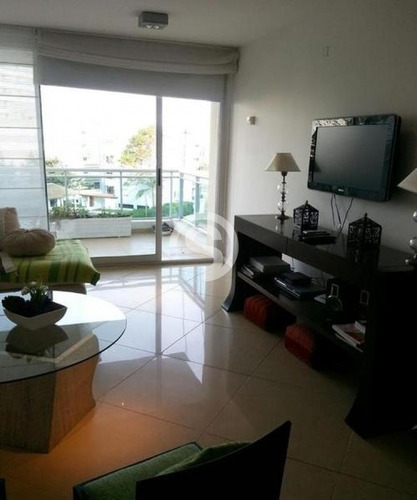Apartamento En Playa Brava- Ref: 1866