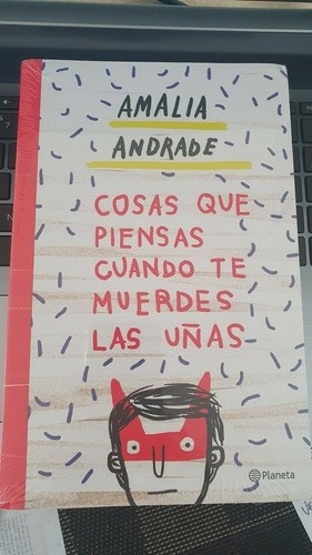 Imagen 2 de 4 de Cosas Que Piensas Cuando Te Comes Las Uñas Amalia Andrade